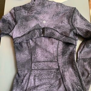 Too small on me now. Brand new!!